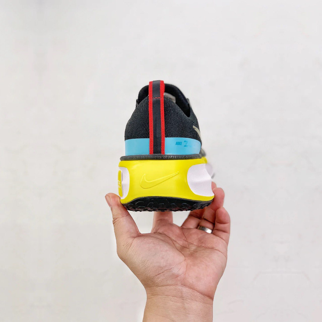 Nike Invincible Run 3 - Preto/Azul Báltico/Amarelo