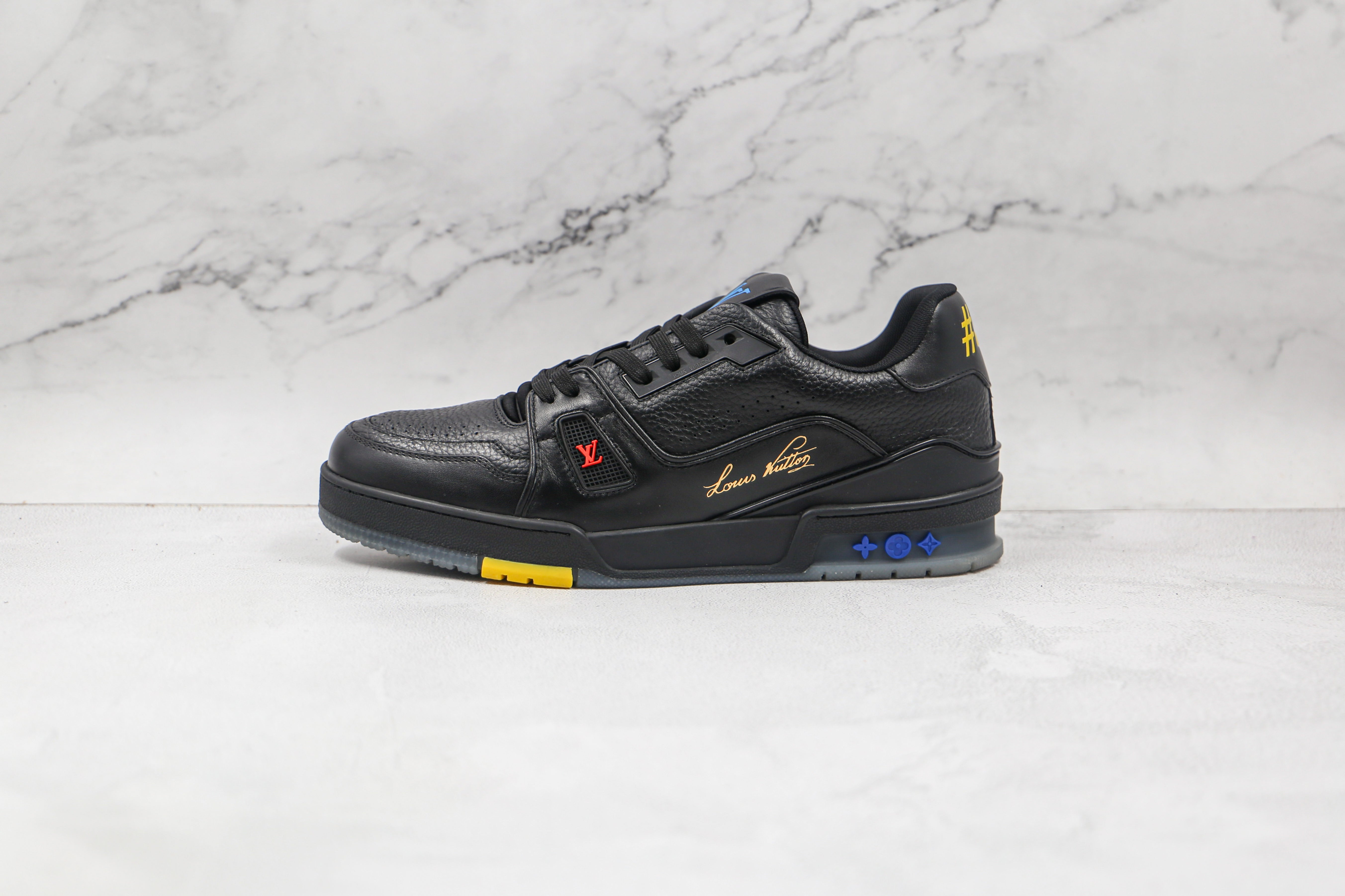 L. Vuitton Trainer Black Signature
