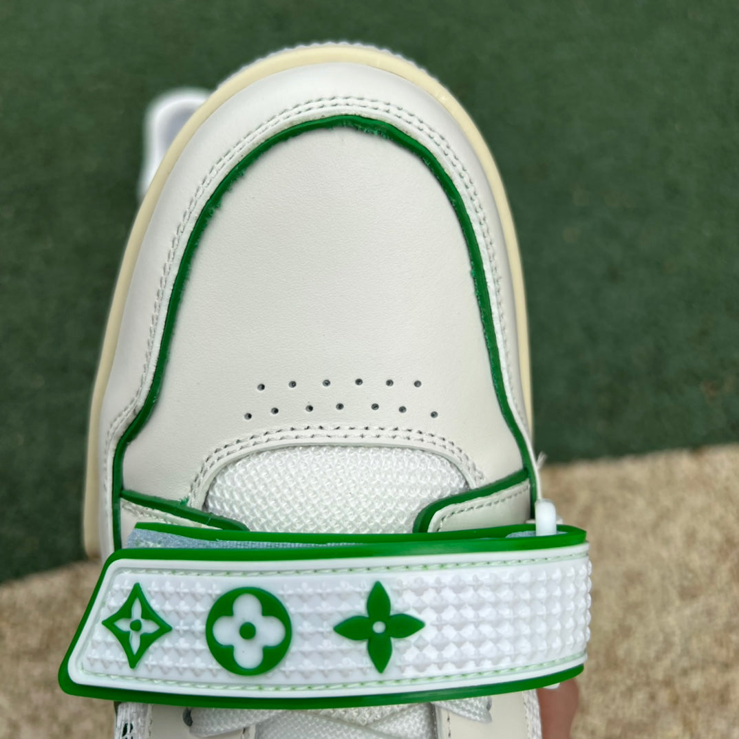 L. Vuitton Trainer Green Mesh