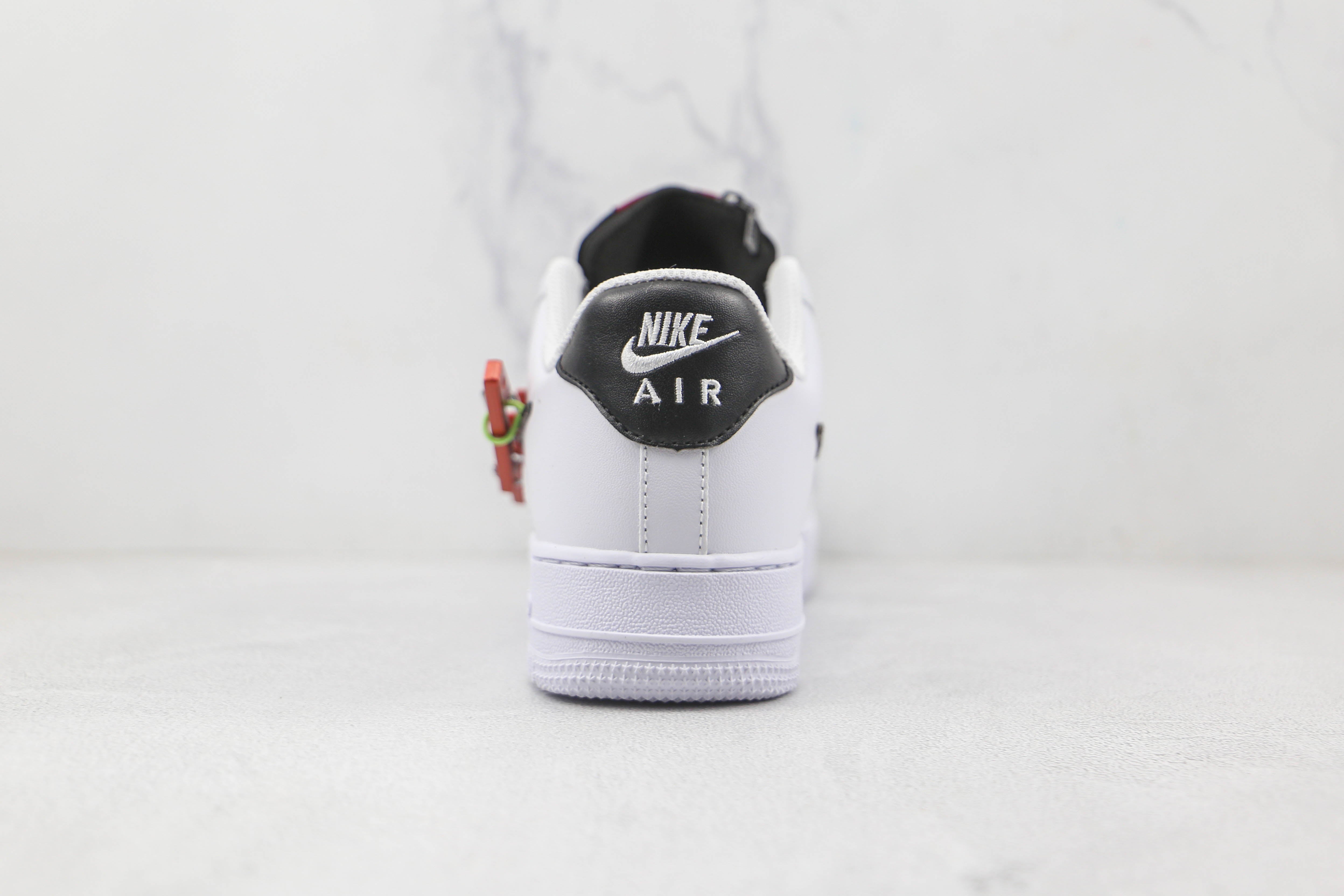 Nike Air Force 1 Carabiner Swoosh Red