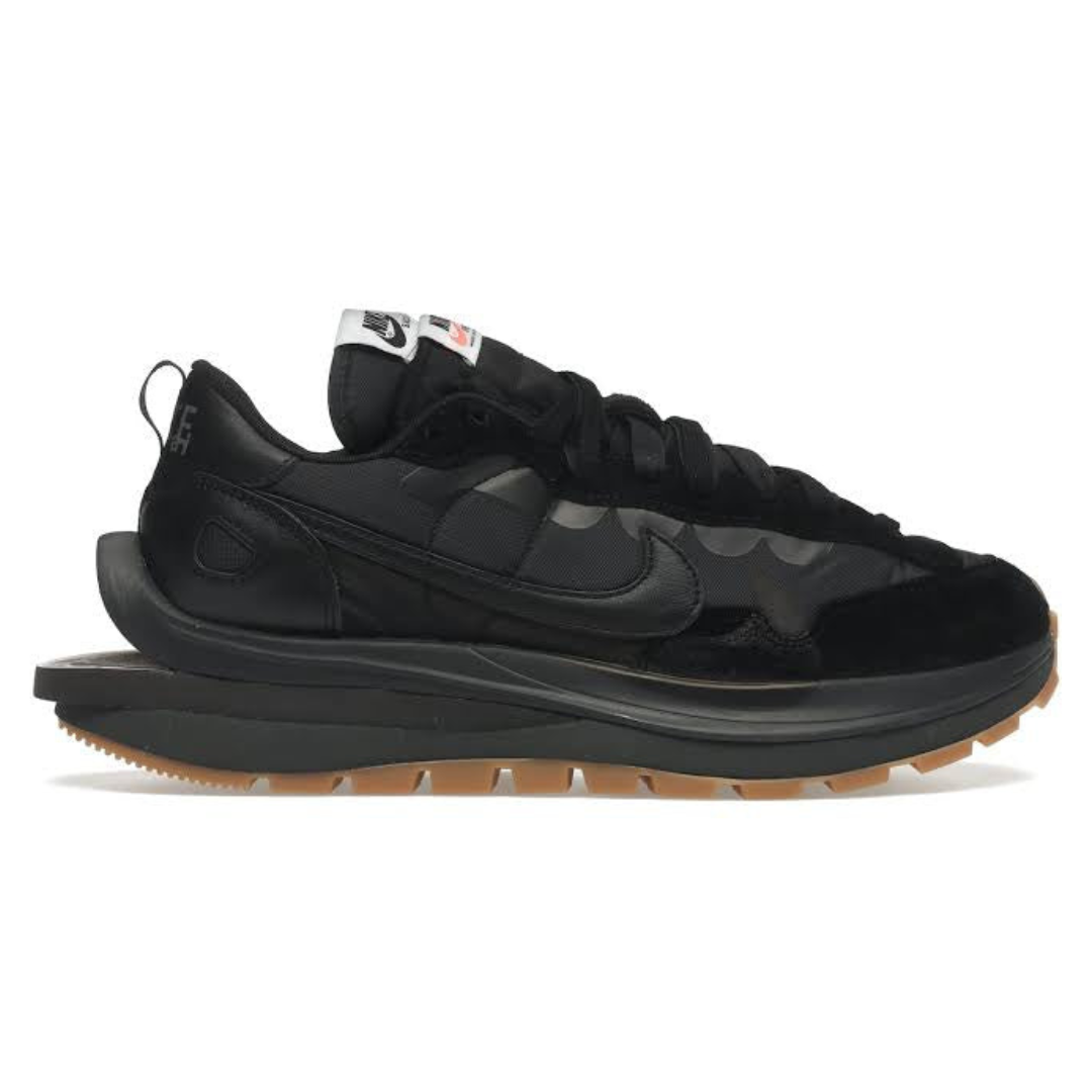 Nike Vaporwaffle Sacai Black Gum