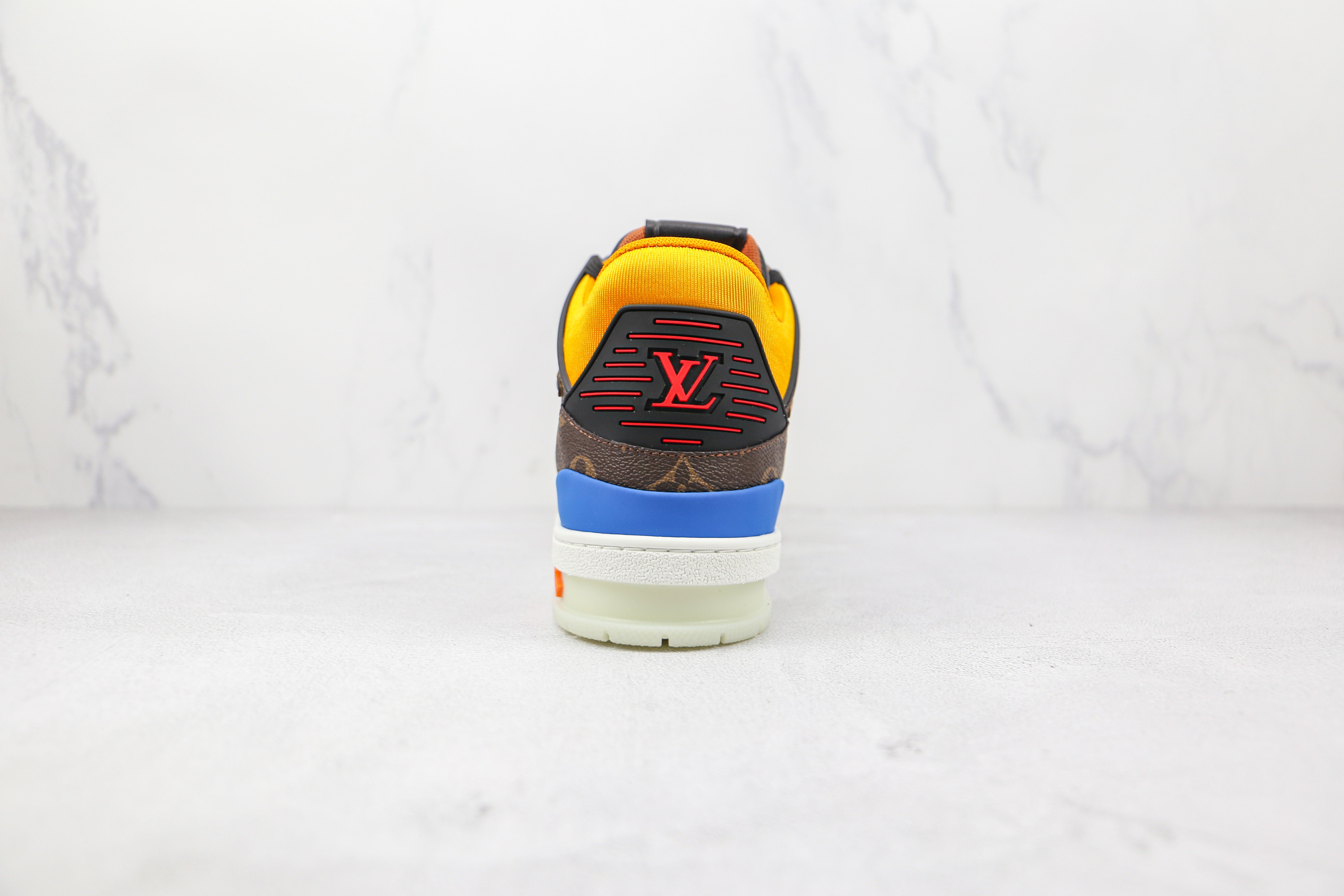 L. Vuitton Trainer Ebene Multicolor